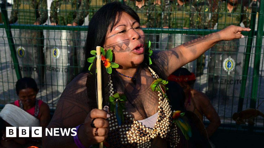 UN Climate Summit Excludes Fossil Fuels from Draft Agreement – Mirror Brief